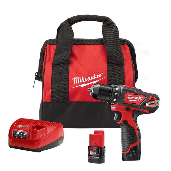 Milwaukee M12 12 V 3/8 in. Brushed Cordless Drill Kit (Battery & Charger)