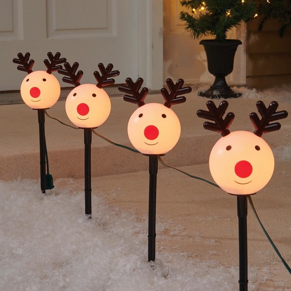 Celebrations Incandescent Clear 24 in. Blow Mold Reindeer Heads Pathway