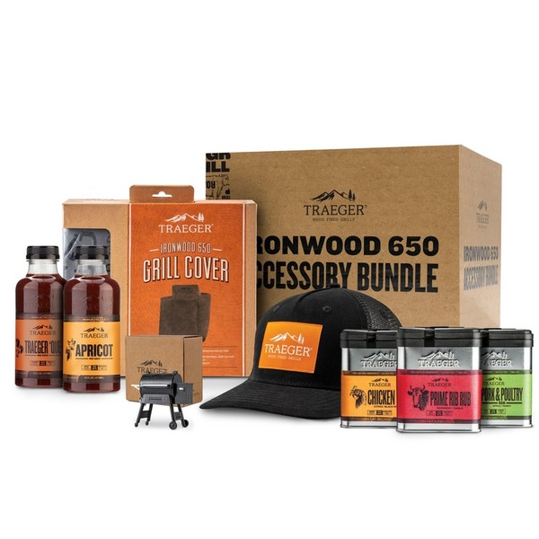 Traeger Ironwood 650 Grill Accessory Bundle