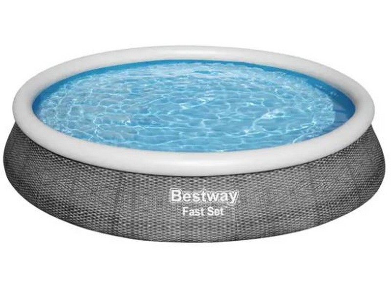 Bestway Fast Set 13ft x 33in. Round Inflatable Pool Set