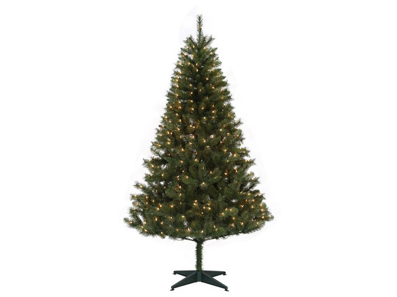 Celebrations Home 7 ft. Full Incandescent 400 ct Pre-Lit Monterey Pine