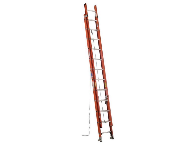 Werner 24 ft. H Fiberglass Telescoping Extension Ladder Type IA 300 lb. capacity