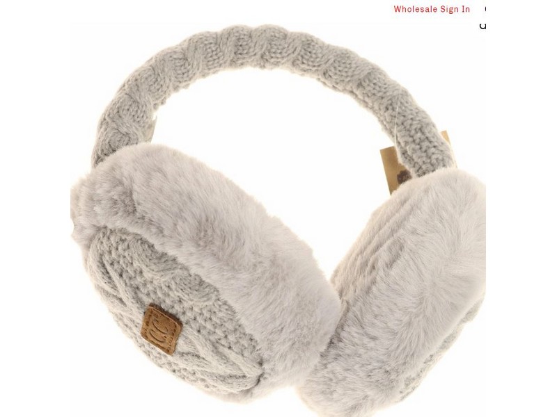 Cable Knit Faux Fur Earmuff Light Grey