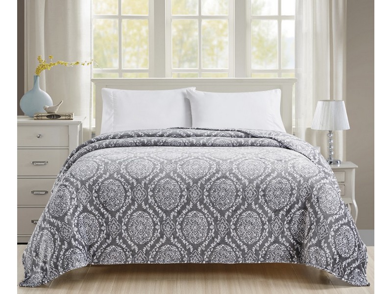 Gracey Oversided Printed Queen Blanket 90"x90"