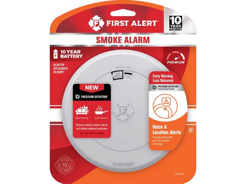 First Alert 10 Year Voice and Location Battery-Powered Photoelectric Smoke