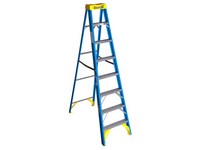 Werner 8 ft. H Fiberglass Step Ladder Type I 250 lb. capacity