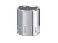 Craftsman 19 mm S X 3/8 in. drive S Metric and SAE 6 Point Standard Shallow Socket 1 pc