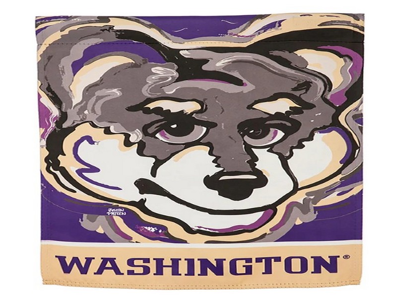 Evergreen UW Harry the Husky House Flag