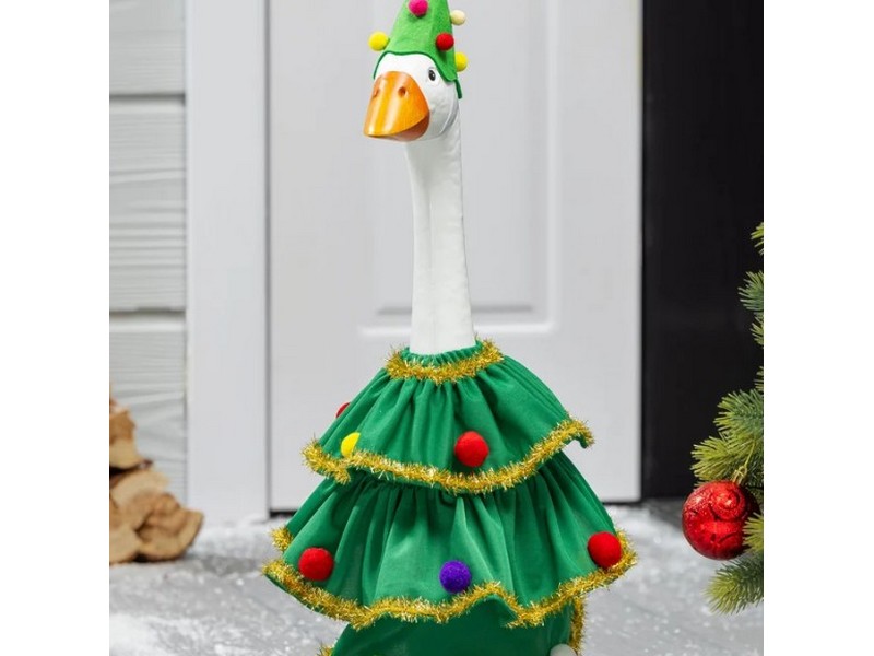 Goose Outfit Xmas Tree