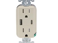 Outlet/usb A/c Dplx 15a 3894532