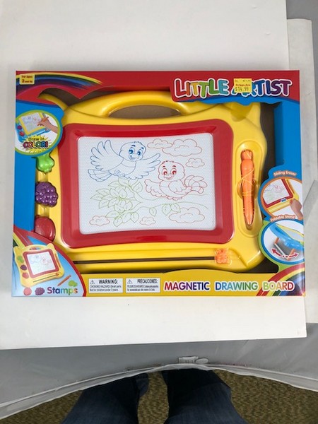 Little Artist Magnetic Drawing Board